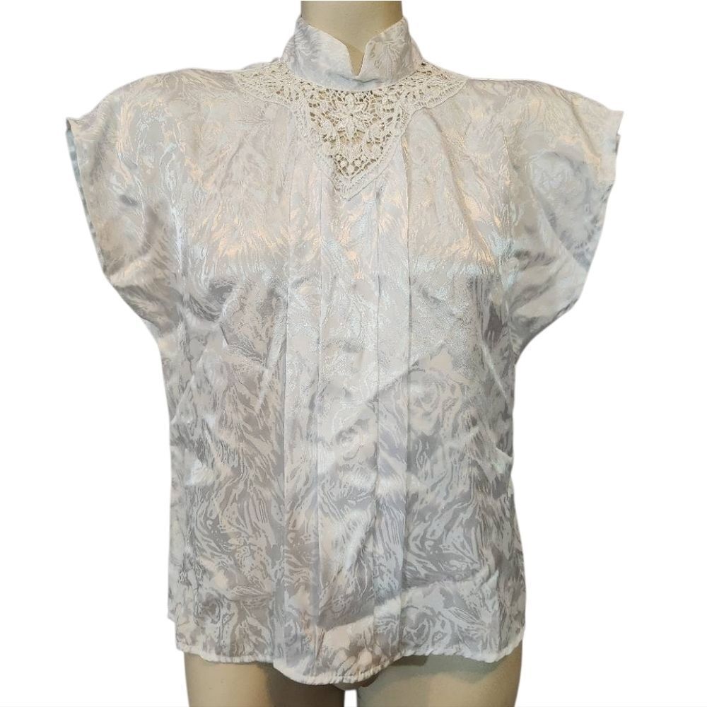 Vintage 80s At Once Elegant White Lace Neck‎  Women's Blouse